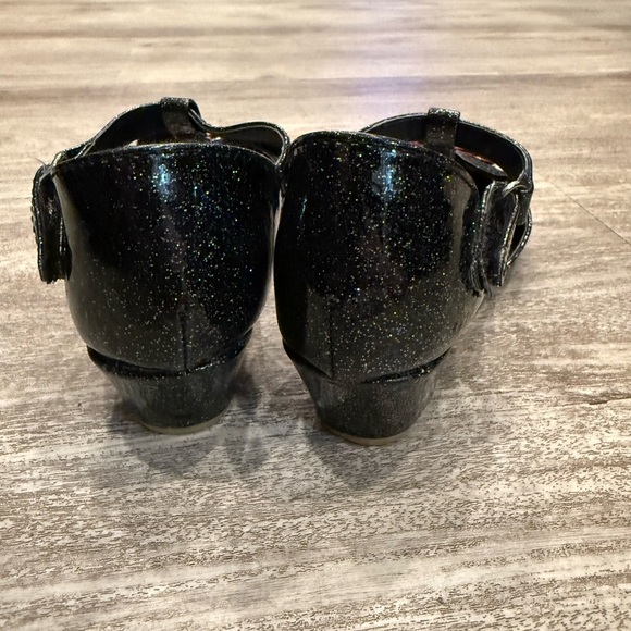 Minnie Mouse Black Glitter dress shoes with Red Polka Dot Bow/girls size 13 - Picture 8 of 12